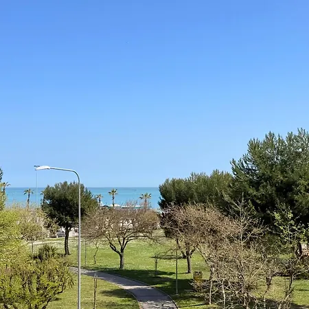 P084 - Porto Recanati, Ampio Con Vista Mare Appartamento