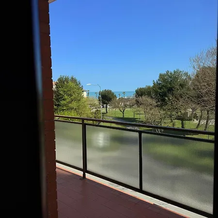 P084 - Porto Recanati, Ampio Con Vista Mare アパート